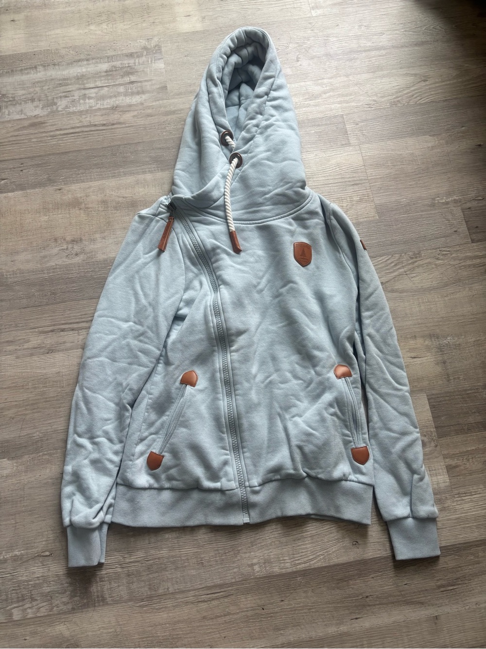 Wanakome Hoodie